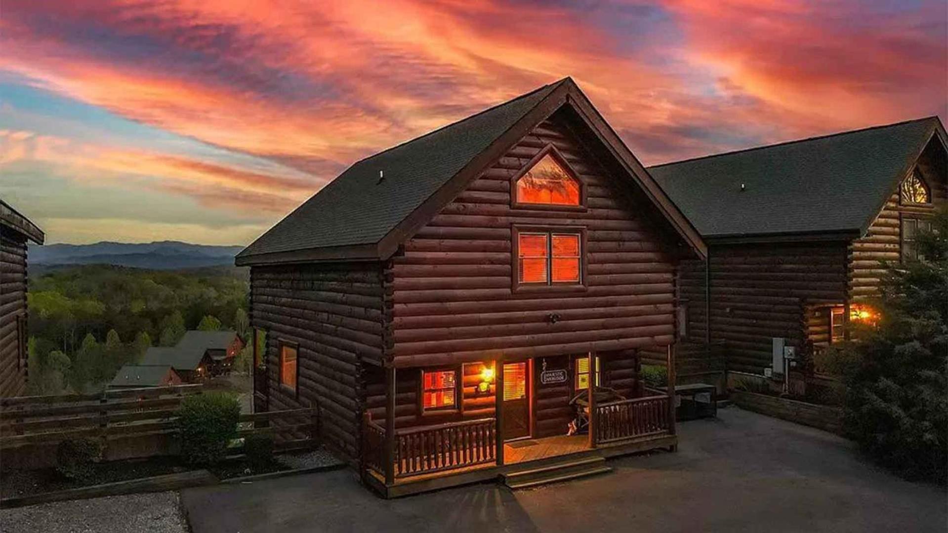 Вилла New Majestic 5 Star Amazing View, Pool, Hot Tub! Пиджен-Фордж Экстерьер фото